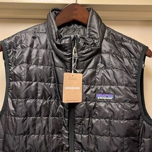 NWT! Patagonia Men's Nano Puff Vest!
